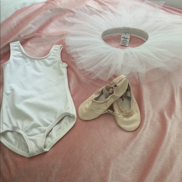 The Best Things Happens While You Dance - Picture 2 of 8